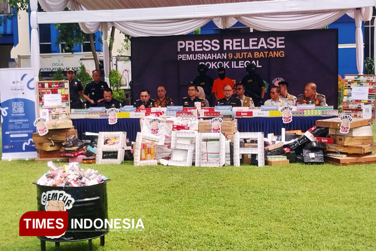 Bea Cukai Sidoarjo Musnahkan 9 Juta Batang Rokok Ilegal Senilai Rp13 Miliar, Satu Tersangka Dijerat