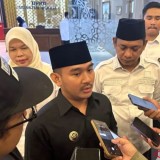 KPK Sita Ratusan Juta dari OTT Bupati Bekasi, Ayah Tersangka Juga Diamankan