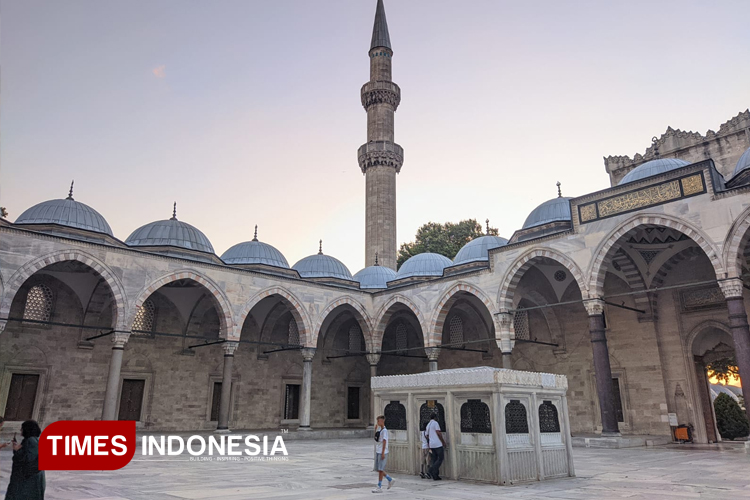 Khutbah Jumat 19 Desember 2025: Momentum Muhasabah, Meneladani Sayyidah Fatimah Az-Zahra