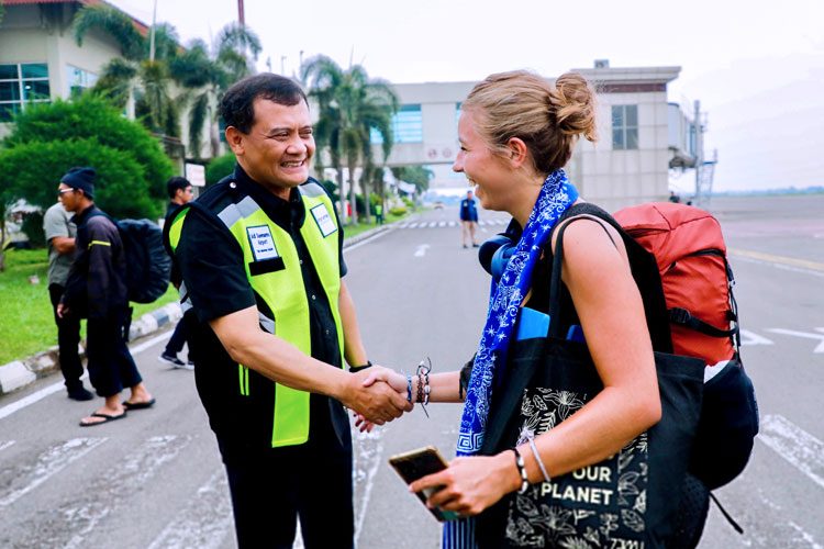 Gubernur Ahmad Luthfi Resmikan Kembali Penerbangan Solo–Bandung dan Solo–Surabaya