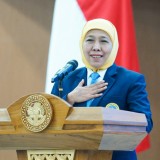 Khofifah Imbau Daerah di Jatim Ganti Pesta Kembang Api dengan Doa Bersama Sambut Tahun Baru 2026