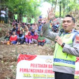 Polres Banjarnegara Bangun Jembatan Akses Pendidikan Penghubung Desa Serang ke Winong Bawang