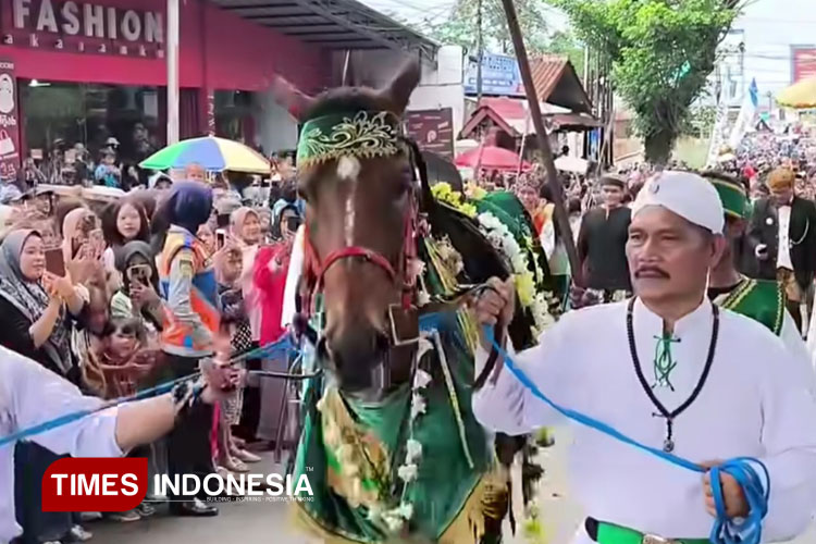 Hari Jadi Cianjur ke-348, Suguhkan Karnaval Budaya Daerah hingga Lintas Negara