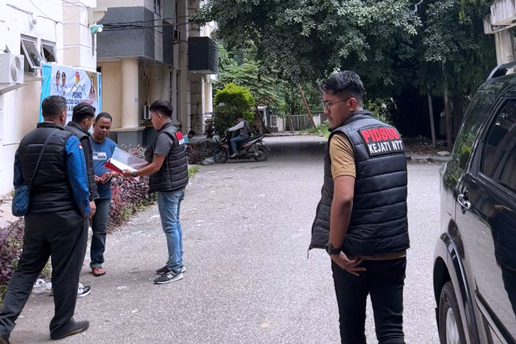 Ada Indikasi Korupsi RPH, Jaksa Geledah Kantor Diskop NTT