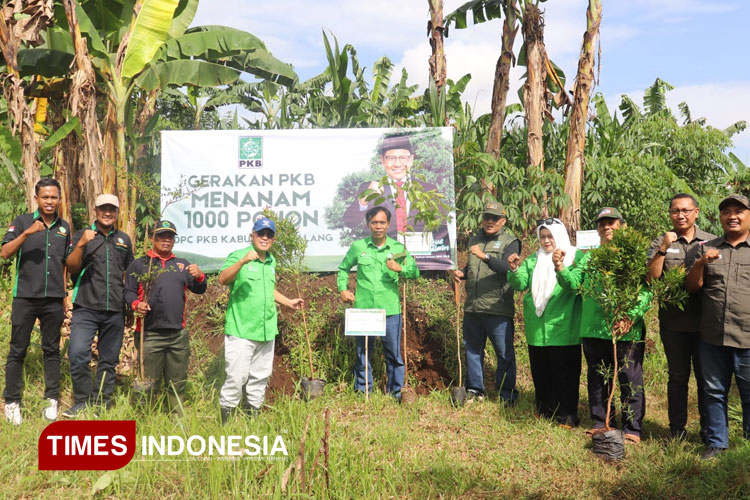 Ketua-dan-Sekretaris-DPC-PKB-Kabupaten-Malang-b.jpg