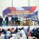 Lita Machfud Arifin Bersama NasDem Sidoarjo Salurkan 15.791 Beasiswa PIP Aspirasi