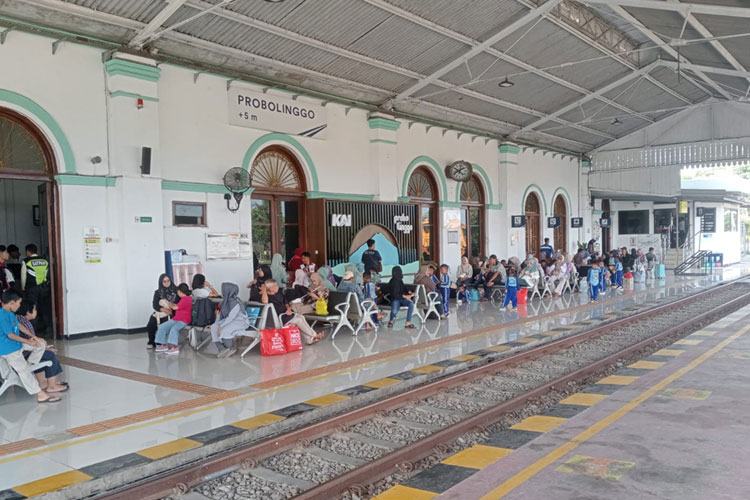 Jumlah Penumpang Kereta Api jelang Libur Nataru Terpantau Meningkat