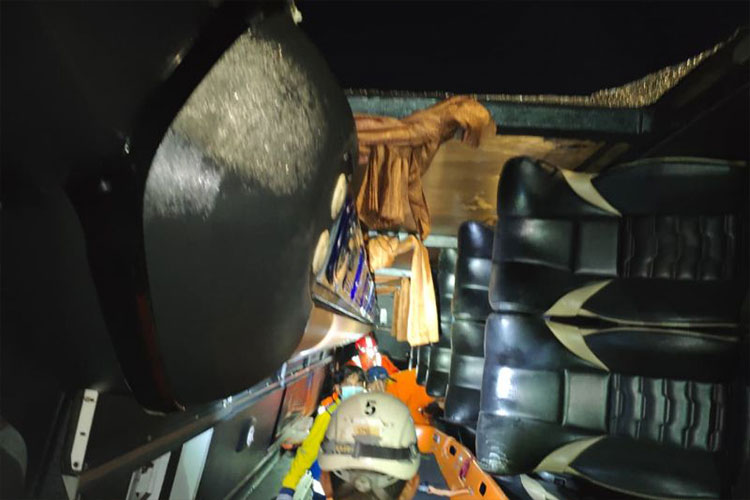 Bus Terguling di Exit Tol Krapyak Semarang, 15 Penumpang Meninggal Dunia