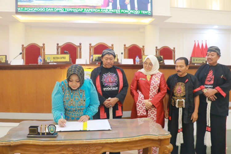 Jaga Lumbung Pangan, DPRD Ponorogo Sahkan Raperda Perlindungan Lahan Pertanian Berkelanjutan