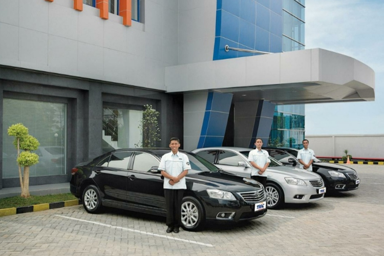 Sewa Mobil dengan Pengemudi Profesional TRAC, Kunci Produktivitas
