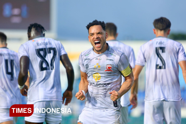 Arema-FC-Madura-United-2.jpg