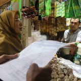 Bupati dan Wabup Banjarnegar Sidak Pasar Jelang Nataru