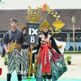 Pesona Jarik di Atas Catwalk: Transformasi Budaya ala SMPN 2 Tulakan Pacitan