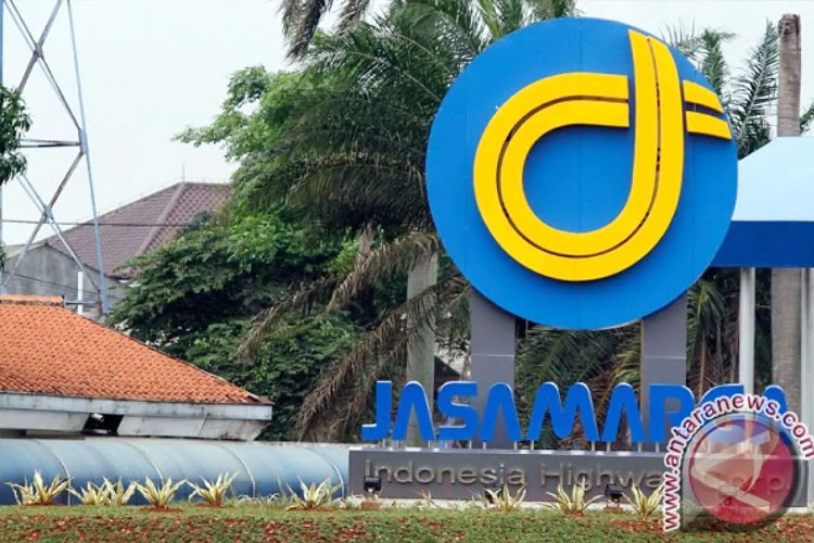 H-4 Natal 2025, 43 Ribu Kendaraan Padati Tol Menuju Merak