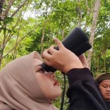Menyiapkan Guru Peduli Lingkungan, Unkhair Ajarkan Biologi di Habitat Burung Danau Tolire