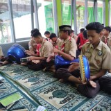 Shalawatan Tiap Jumat, Cara SMPN 2 Tegalombo Pacitan Perkuat Pendidikan Karakter