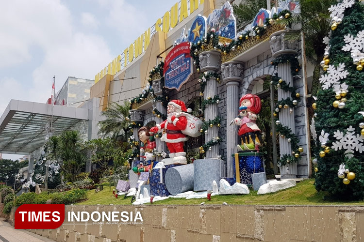 Khusus Libur Nataru, Belanja Rp300 Ribu di Matos Langsung Dapat Payung dan Peluang Menginap di Hotel