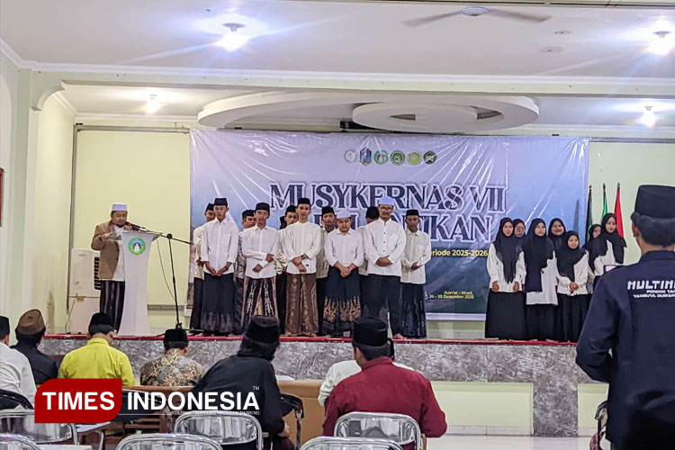 DEMA AMALI 2025–2026 Dilantik di Kudus, Kemenag Ingatkan Mahasantri Jangan Asal Bergerak