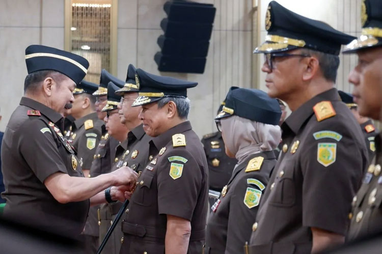 Kejagung Mutasi 43 Kepala Kejaksaan Negeri, Segarkan Organisasi Penegakan Hukum