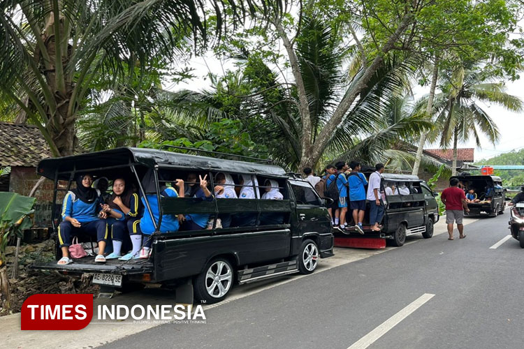 Kesangkot Candi, Cara SMPN 3 Pringkuku Tekan Kecelakaan Pelajar di Jalur Wisata Pacitan