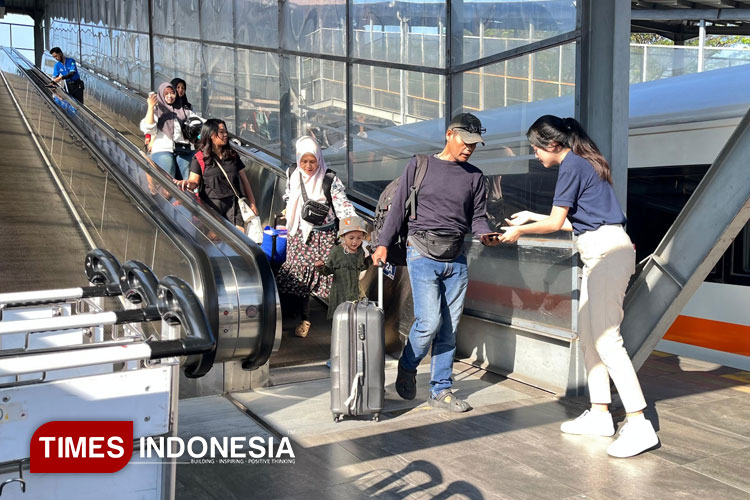 Libur Nataru, Volume Penumpang Stasiun Malang Tembus 7.653 Orang
