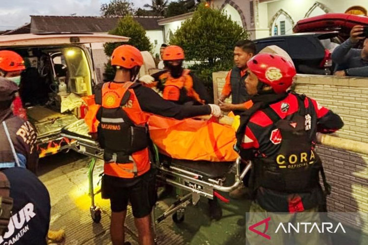 Empat Hari Pencarian, Bocah Cianjur Ditemukan di Sungai Cijampang