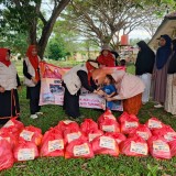 BKOW Aceh - Sumsel Salurkan Bantuan Kemanusiaan untuk Warga Terdampak Bencana