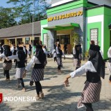 Lestarikan Tradisi, Tari Oglor SMPN 2 Ngadirojo Pacitan Selalu Ramai Penonton
