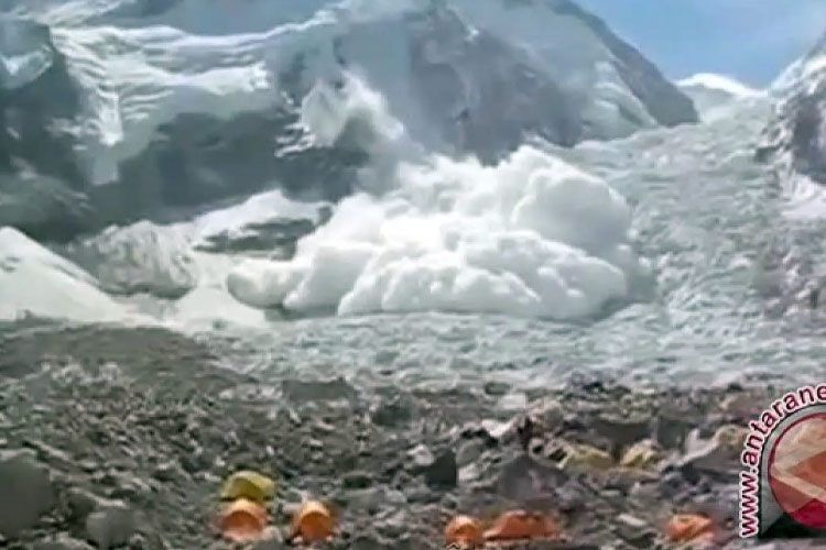 Empat Pendaki Tewas Tertimbun Longsoran Salju di Pegunungan Vardousia Yunani