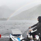 Sihir Pelangi di Telaga Sarangan; Libur Akhir Tahun, Wisatawan Mulai Membeludak