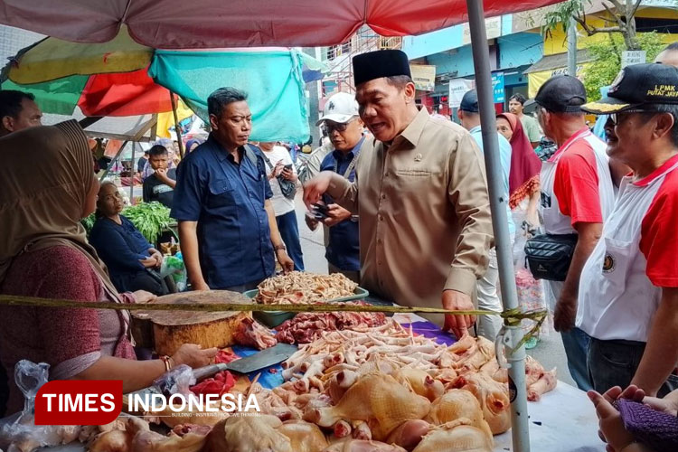 BHS Soroti Kondisi Pasar Tradisional, Masih Banyak Pedagang Berjualan di Luar Area