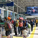 Data Kemenhub Sebut 10,1 Juta Orang Gunakan Transportasi Umum di Libur Natal 2025