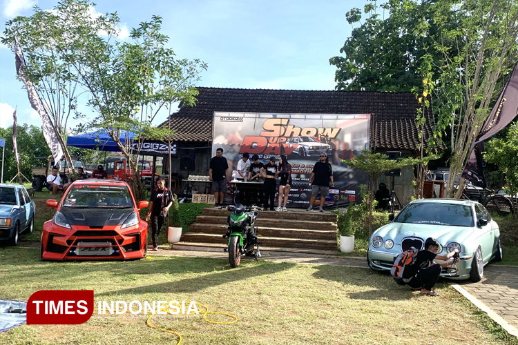 Show Up Day Otogigz Malang Satukan Komunitas Otomotif dan Kreator Konten