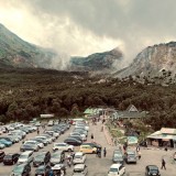 Ribuan Wisatawan Kunjungi Gunung Papandayan Garut