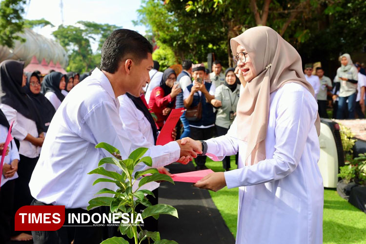 Usai Terima SK, PPPK Paruh Waktu Banyuwangi Serentak Gerakkan Reboisasi