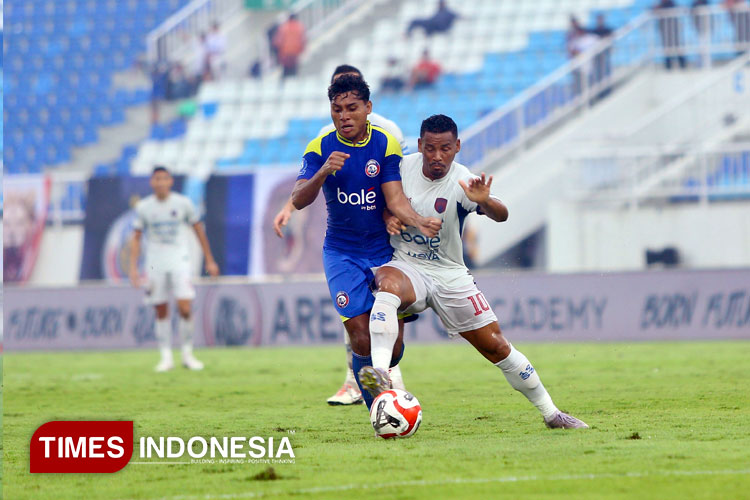 Arema-FC-vs-Persita-b.jpg