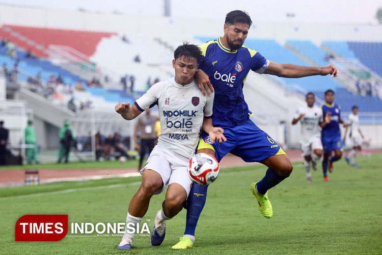 Kejar Poin di Kandang Kontra Persita, Gol Arema FC Babak Pertama Dianulir Wasit