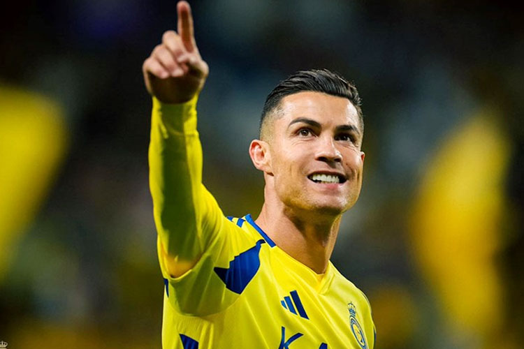 Kurang 44 Gol, Cristiano Ronaldo Optimistis Capai 1.000 Gol Sebelum Pensiun