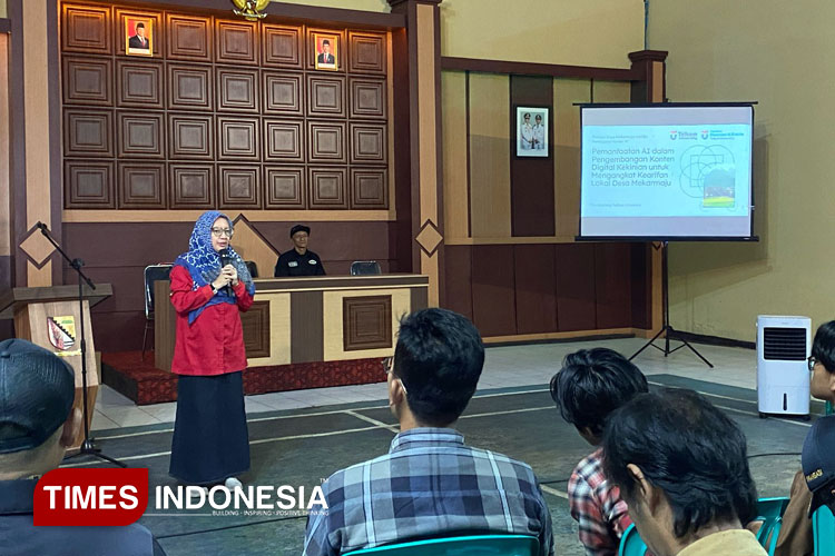 Turun ke Desa, Telkom University Ajak Warga Mekarmaju Produksi Konten Berbasis AI