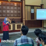 Telkom University Ajak Warga Mekarmaju Produksi Konten Berbasis AI
