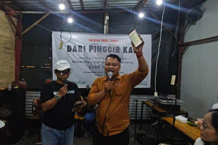 Pinggir Kali dan USC Himpun Rp45 Juta untuk Korban Bencana Alam
