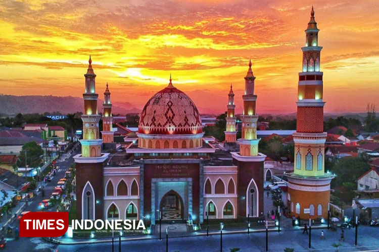 Tanpa Gemerlap, Majalengka Menyambut Tahun Baru dengan Doa dan Memilih Jalan Refleksi