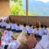 Jam ke-0 nan Religius di SMPN 4 Bandar Pacitan, Cara Sederhana Tanamkan Karakter Sejak Pagi