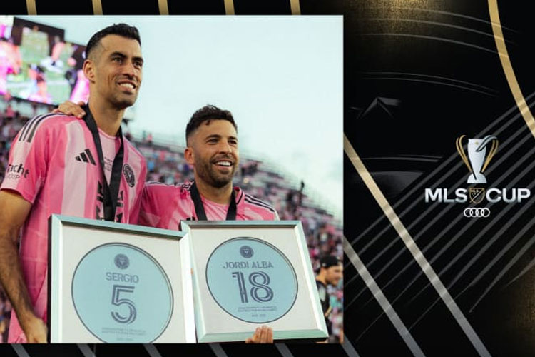 Deretan Pesepakbola yang Pamit di 2025: Dari Marcelo, Sergio Busquets hingga Pepe Reina