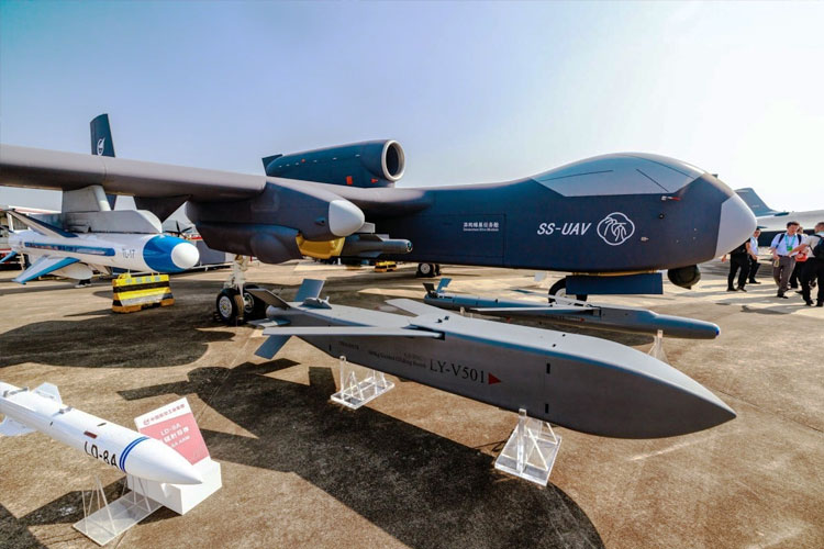 China Uji Terbang Jui Tian, Kapal Induk yang Mampu Luncurkan 100 Drone di Udara