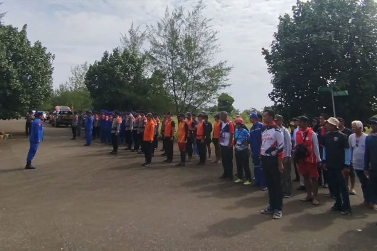 Pencarian Penerjun yang Hilang di Perairan Pangandaran Berlanjut, Basarnas Kerahkan Drone dan Dua Tim