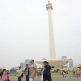 Libur Tahun Baru 2026: Wisatawan Monas Naik Drastis Dibanding Tahun Lalu