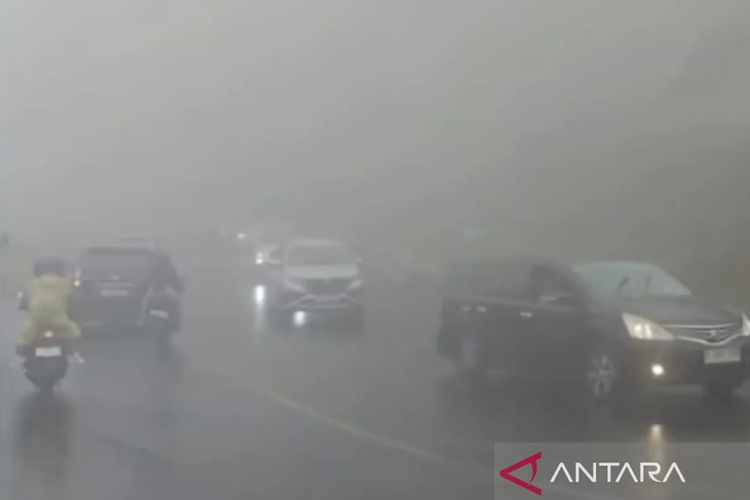 Cuaca Ekstrem Masih Mengintai, Polres Cianjur: Waspadai Kabut Tebal di Kawasan Puncak