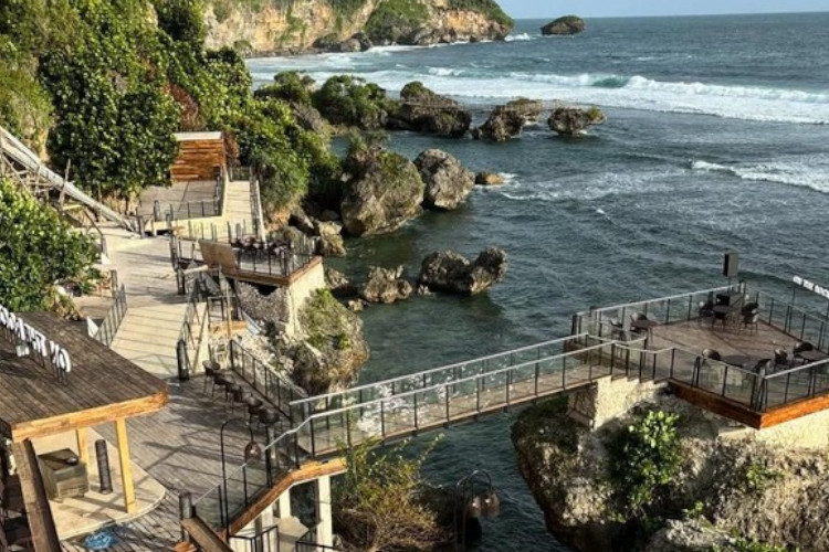 Libur Nataru Dorong Wisata Jarak Dekat, Akademisi UGM Ingatkan Risiko Overtourism