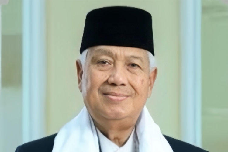 Gontor Berduka, Prof Dr KH Amal Fathullah Zarkasyi Wafat di Solo